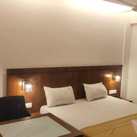 Hotel Anvisha Executive Mangvadi 외부 사진