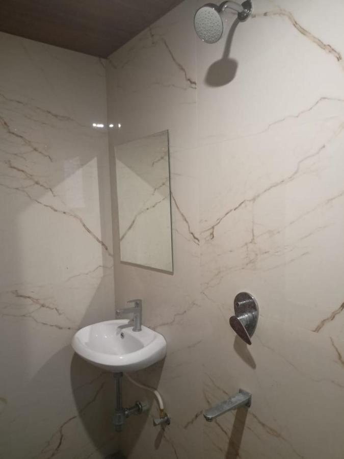 Hotel Anvisha Executive Mangvadi 외부 사진